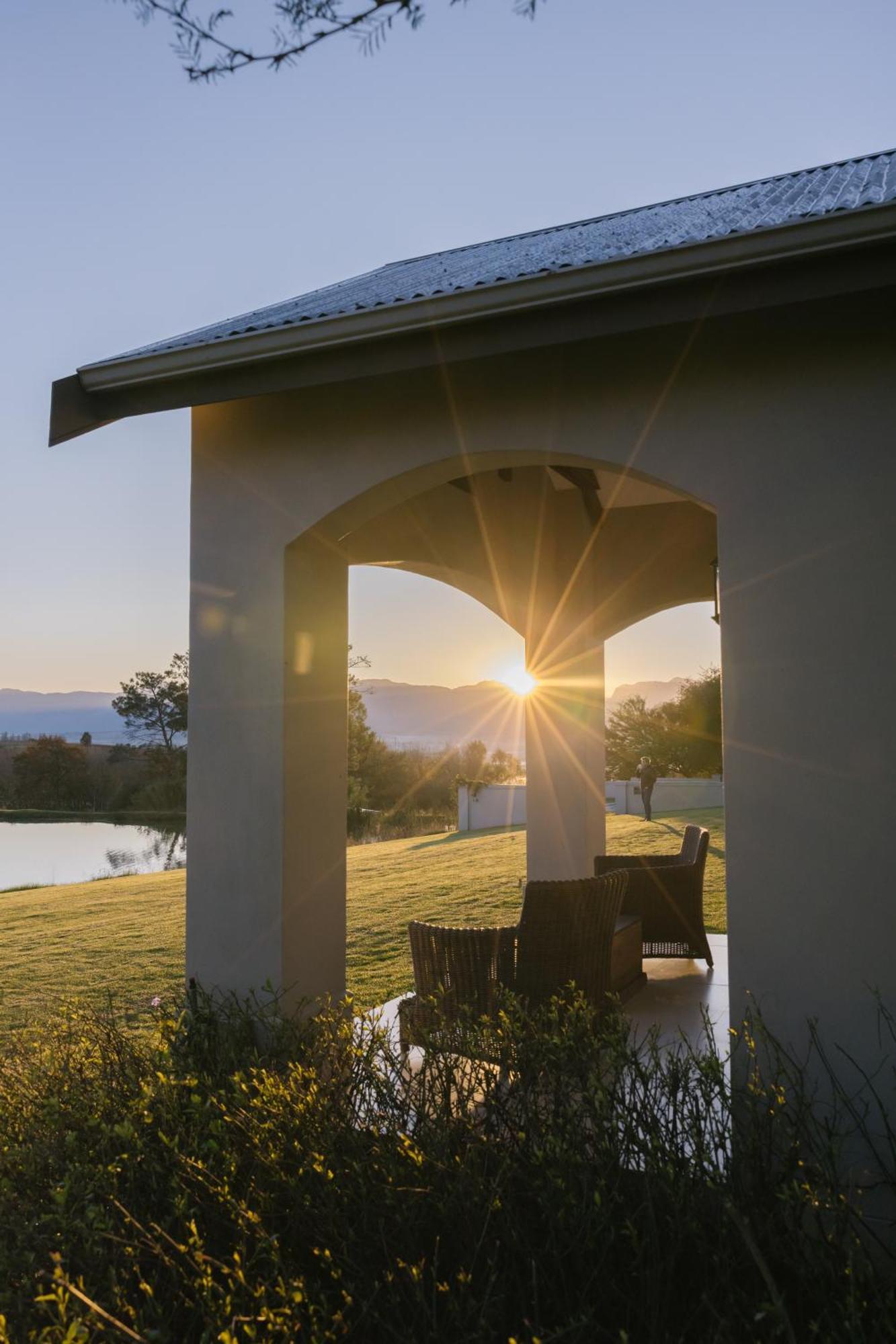 Under Oaks Guesthouse Paarl Extérieur photo